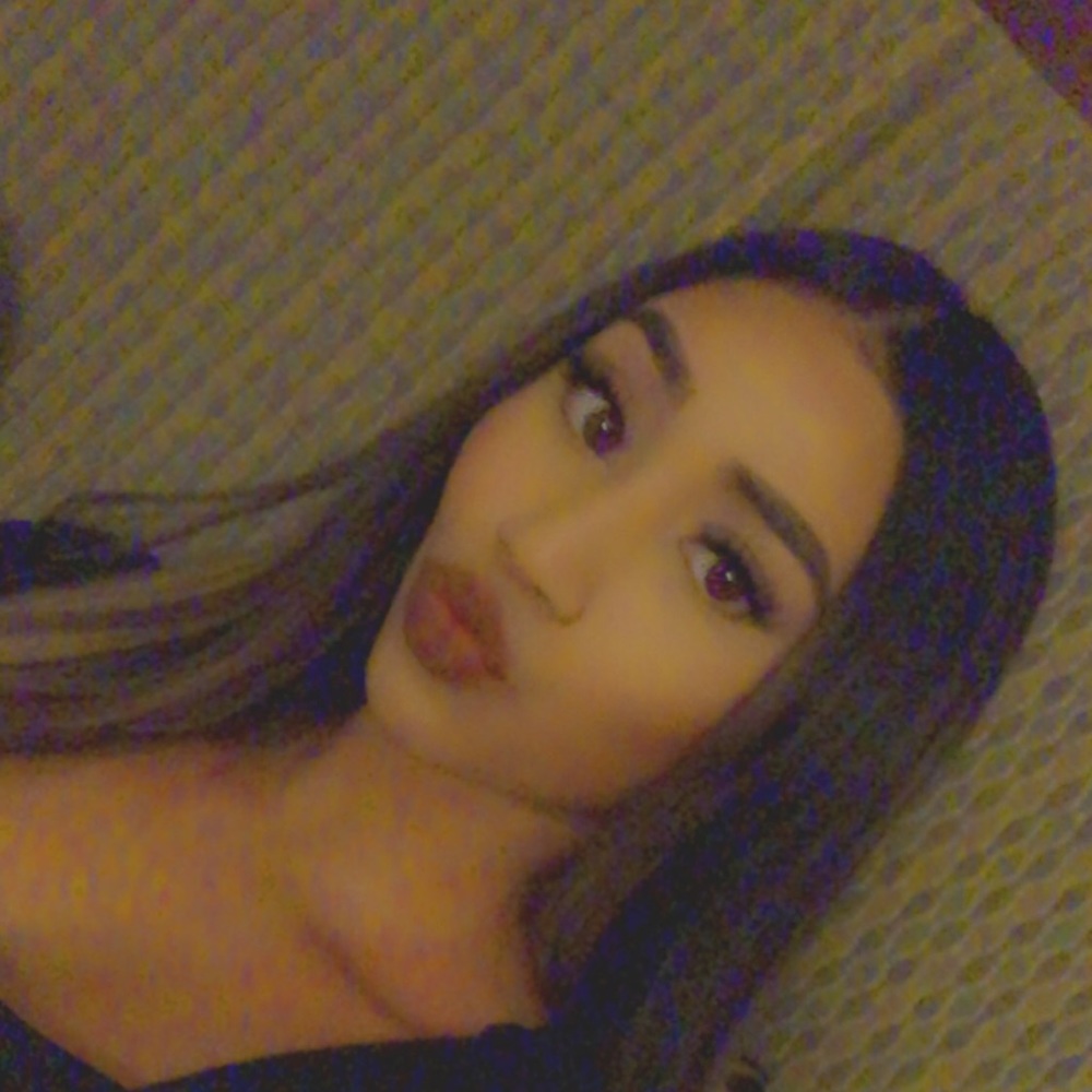 Meet your Posher, Jazmin